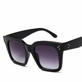 Sunglasses Lady Flat Top Eyewear Lunette Femme Women Luxury Novelty Sunglasses Women Rivet Sun Glasse UV400