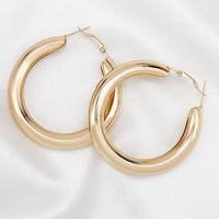 Pearl Hoop Earrings for Women Exaggerates Oversize Pearl Circle Ear Rings Earrings Europe Nightclub