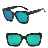 Classic Large Frame Rivet Sunglasses Women Outdoor Shopping Sunglasses UV400 UV400