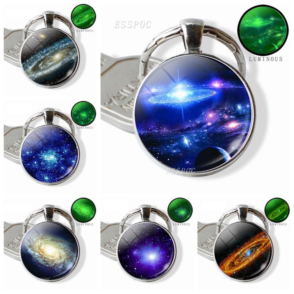 Glow In The Dark Galaxy Keychain Beautiful Planet, Nebula Picture Glass Cabochon Metal Keyring Car Keychain Gift