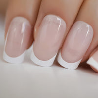 Pearl Shine Pink French Nail White Round Fake Nails Short Glossy Satin Artificial Lady Fingernails with Adhesive