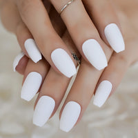 Pearl Shine Pink French Nail White Round Fake Nails Short Glossy Satin Artificial Lady Fingernails with Adhesive