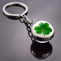 Clover Keychain Four Leaf Clover Glass Ball Double Side Pendant Metal Keyring Lucky Gift for Men