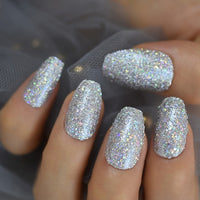 Holographic Silver Glitter Press On Nails Short Style Daily Wear Nude Pink Lady False Nails Oval Shape Nail Art Tips