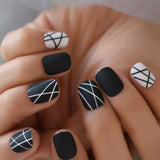 Plastic False Nail Tips Square Artificial Short French Fake Nails With Black Clear Flower Pattern Decoration Design