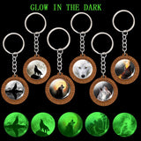 Luminous Wolf Keychain Wooden Handmade Key Chain Kryringa Bohemia Long Chains Pendant Keyholder Glow in The Dark Glass