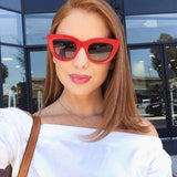 Fashion Vintage Ladies Sexy Cat Eye Sunglasses Women Luxury Retro Big Frame Sun Glasses Gafas Oculos De Sol Feminino