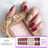 2021 NEW 30pcs Short Round Head False Nails Full Cover Artificial Acrylic Nail Tips Wearable Winter Cute Design Fake Nails