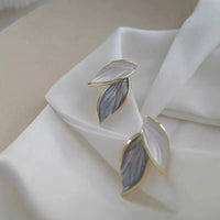 New Korean Arrival Metal Trendy Fresh Lovely Sweet Grey Leaf Stud Earrings For Women Fashion Jewelry