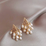 New Arrival Geometric Pearl Women Classic Stud Earrings Pineapple Pearl Earrings Female Fashion Earrings Female Jewelry