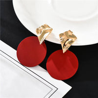 Dainty Red Heart Pendant Wedding Drop Earrings Minimalist Statement Gold Charm Earring Circle Fashion Street Style Earring