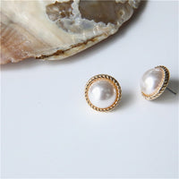 Elegant Metal Simulated Pearl Earrings For Woman Fashion Jewelry 2021 New Luxury Wedding Party Girl&#39;s Stud Earrings Jewellry