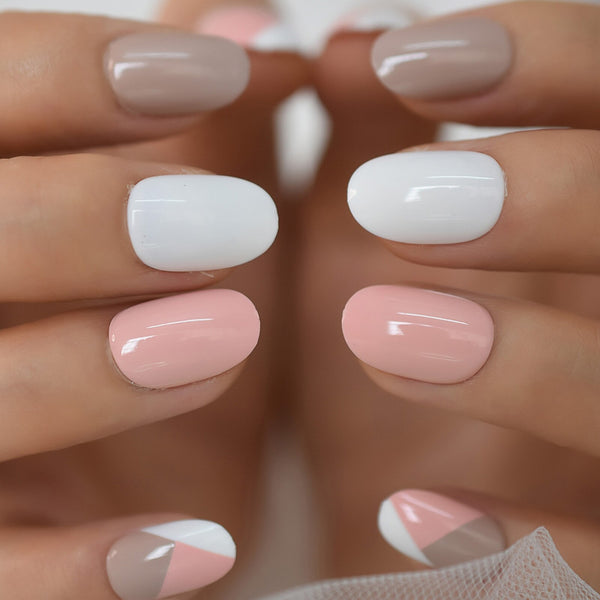 Round Fake Nails Full Cover Artificial Nails White Pink Press On Nails Khaki Short False Artificial Nail Art Tips Designer