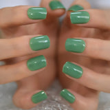 Beautiful Fake Nails Shiny Surface Gelnails Green Daily Square Short Ladies Fingernails Manicure Art Tips 24