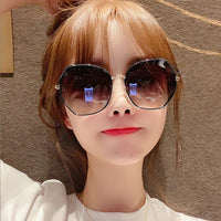 Fashion Sunglasses Women Small Frame Polygon Clear Lens Sunglasses Vintage Sun Glasses Hexagon Metal Frame UV400