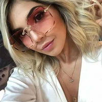 Women Sunglasses New Square Luxury Brand Designer Frame Transparent Gradient Sun Glasses Female Oculos De Sol Feminino