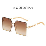 Ladies Metal Rivet Sunglasses Women Luxury Personality Big Frame Oversized Shades Chain Glasses Cool EyewearUnisex Oculos Femin