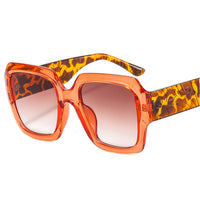 Fashion Square Carved Leg Sunglasses for Women Retro Pattern Gradient Shades UV400 Men Leopard Champagne Eye Glasses 2021