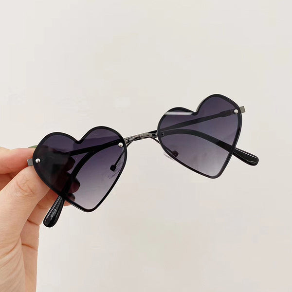 MUYE Vintage children&#39;s heart-shaped Sunglasses Boys girls Luxury Design Fashion Sunglasses Kids Personalized Baby sun glasses