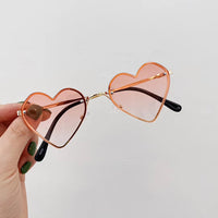 MUYE Vintage children&#39;s heart-shaped Sunglasses Boys girls Luxury Design Fashion Sunglasses Kids Personalized Baby sun glasses