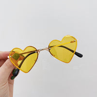 MUYE Vintage children&#39;s heart-shaped Sunglasses Boys girls Luxury Design Fashion Sunglasses Kids Personalized Baby sun glasses