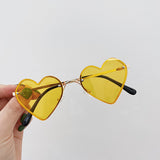 MUYE Vintage children&#39;s heart-shaped Sunglasses Boys girls Luxury Design Fashion Sunglasses Kids Personalized Baby sun glasses