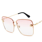 Luxury Square Bee Sunglasses Women Men Retro Brand designer Metal Frame Oversized Sun Glasses Female Grandient Shades Oculos