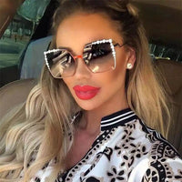 Oversized Square Sun Glasses Ladies New Luxury Pearl Sunglasses Women Brand Designer Fashion Shades Big Frame Oculos